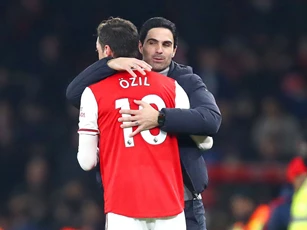 HLV Arteta chỉ ra yếu tố quyết định đến tương lai của Ozil