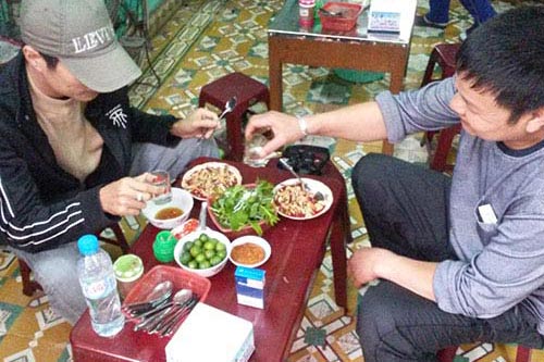 Có thể trụy tim mạch khi ăn tiết canh