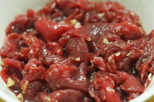 Cho nguyên liệu này vào ướp thịt bò đảm bảo vừa mềm vừa ngon