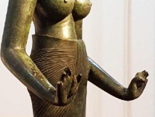 Bài 2: Hai pháp khí quan trọng của Bảo vật quốc gia Tượng Bồ tát Tara đang ở đâu? 