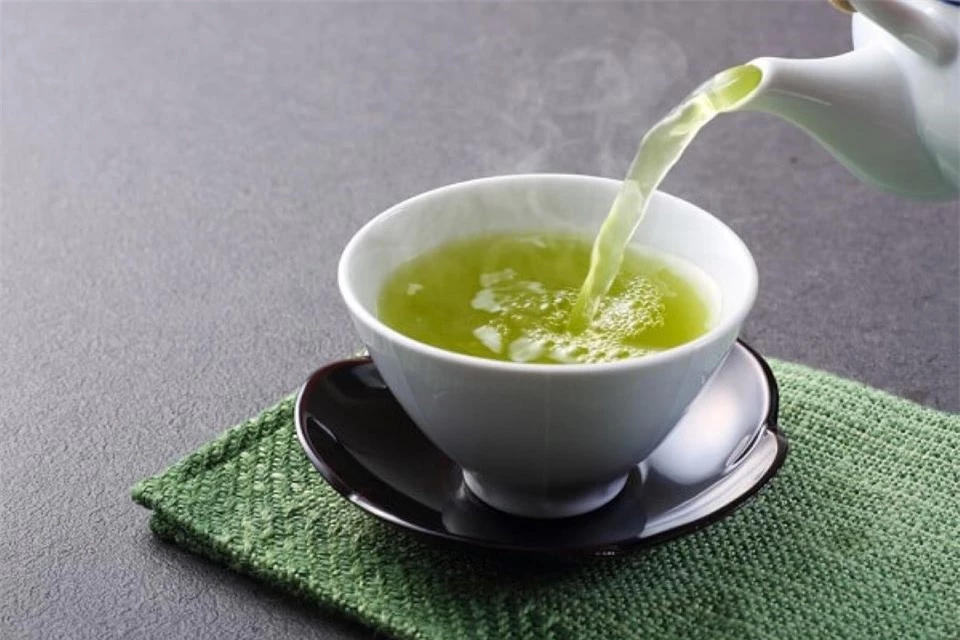 8 tác dụng phụ không mong muốn của trà xanh mà bạn cần lưu ý