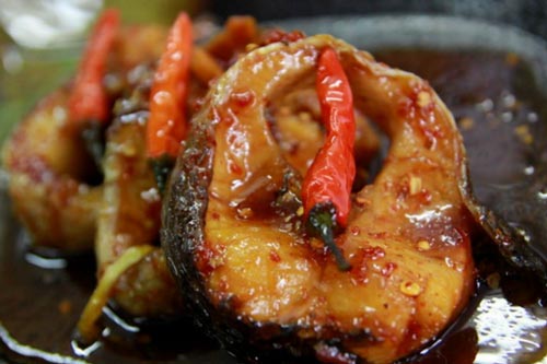 Cá kho tương bần đậm đà hương vị quê hương