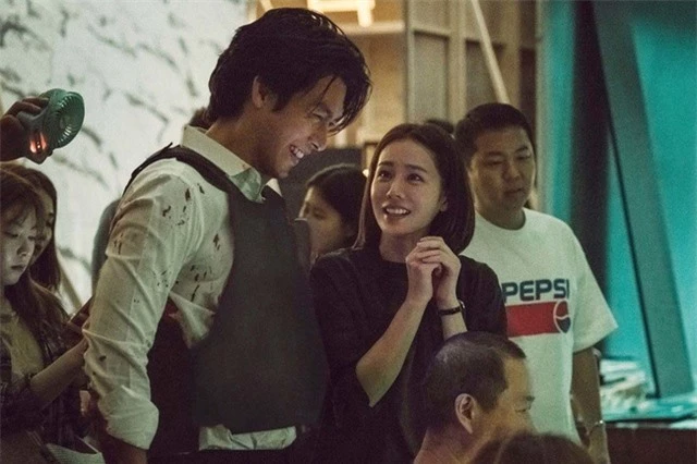 Choáng trước độ giàu có của cặp đôi Son Ye Jin và Hyun Bin - 4