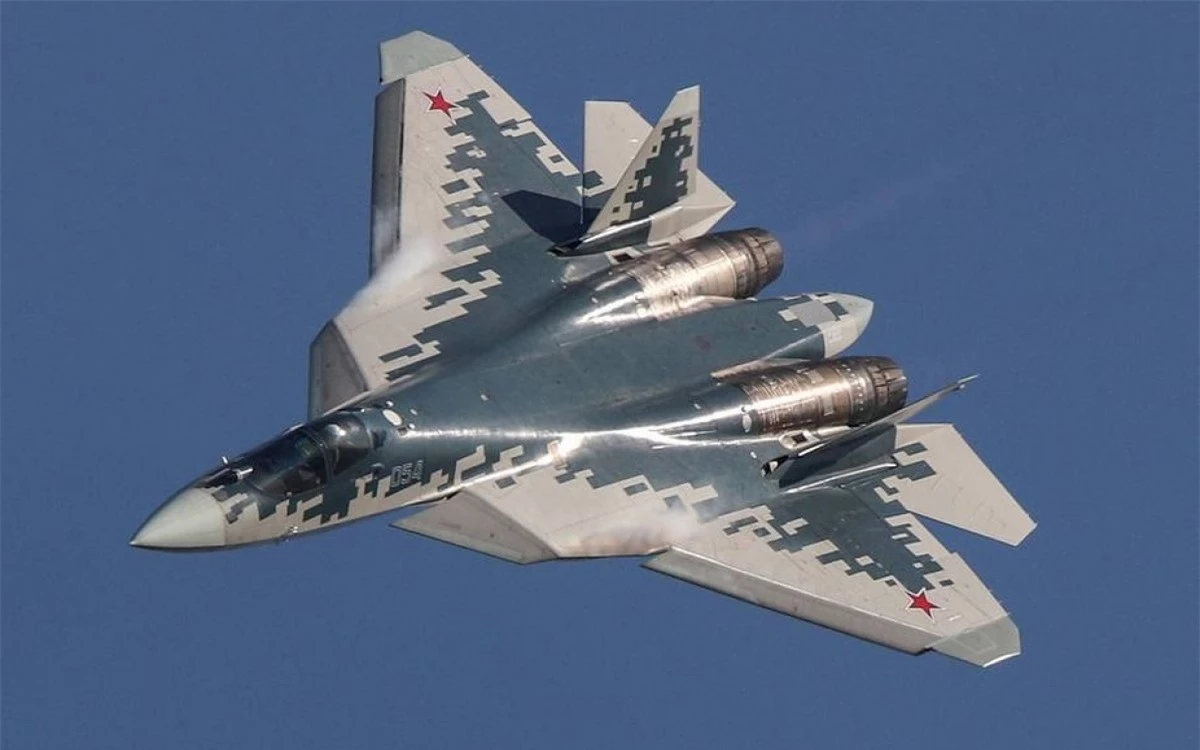 Su-5. Ảnh: Tass.