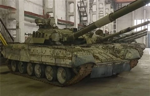 Ukraine khoe Tang T-64 Krabse manh hon...T-72/90?