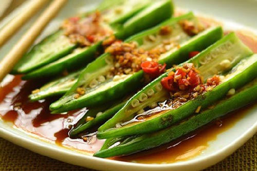 Mách bạn cách luộc quả đậu bắp không bị nhớt