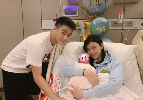 Siêu mẫu Hề Mộng Dao trầm cảm sau sinh vì bị chê bai