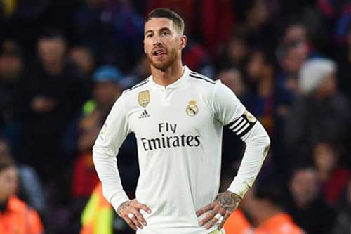 Ramos vừa từ chối gia hạn, Real lại bị Liverpool cản mũi vụ Alaba