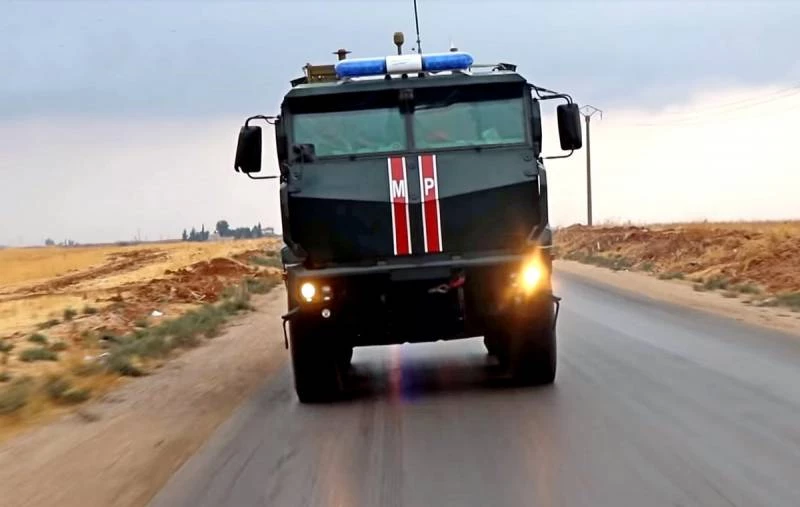 Xe thiết giáp của Quân cảnh Nga hoạt động tại khu vực Đông Bắc Syria. Ảnh: TASS.