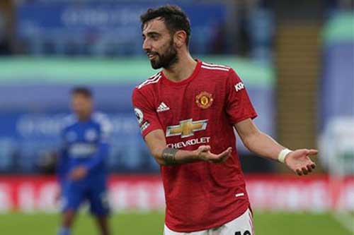 Cựu danh thủ M.U ví Fernandes với Cantona