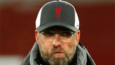 Liverpool thua đau, Klopp quay sang đá xoáy M.U