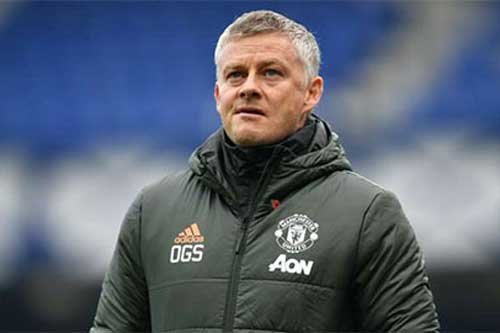 Solskjaer 'nắn gân' M.U trước trận đại chiến với Man City