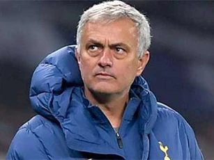 Tottenham và Brentford: Đối thủ nhỏ, trận đánh to của Mourinho