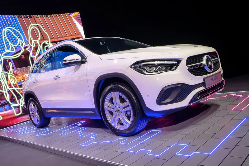 Mercedes-Benz GLA 200 Progressive Line 2021.