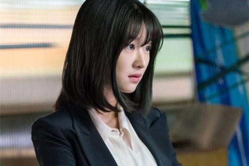 Trước khi đường ai nấy đi, chồng cũ trả tôi chiếc điện thoại mà anh đã mượn thời còn yêu nhau, không ngờ những thứ chứa trong đó khiến tôi lặng người