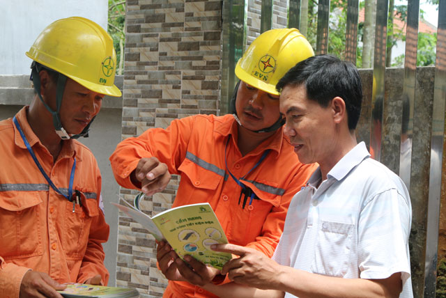 EVN dự kiến trên 3000 tỷ đồng giảm giá điện, tiền điện trong đợt 2