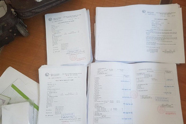 Triệt phá đường dây kinh doanh giấy khám sức khỏe giả tại Hà Nội