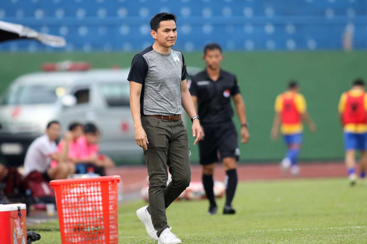 Kiatisuk chê 2 điều trong chiến thắng đầu tay ở HAGL