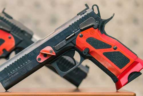 Khẩu súng lục có độ chính xác cao nhất của Nga, ngang súng bắn tỉa