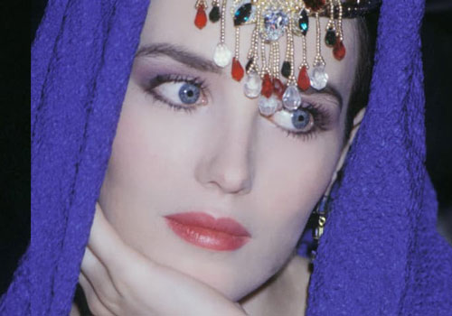 'Người đẹp số 1 nước Pháp' đã 65 tuổi và đôi mắt xanh vẫn đẹp đến ngỡ ngàng