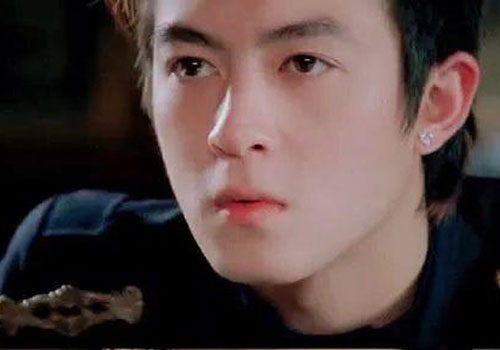 Hé lộ hai nhân vật khiến "đại mỹ nam" một thời Trần Quán Hy cũng phải ngậm ngùi chịu lép vế