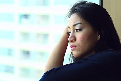 Chồng cặp bồ còn lên kế hoạch đuổi vợ ra khỏi nhà, "chính cung" liền trả đũa cực thâm khiến đời anh về "con số 0" tròn trĩnh