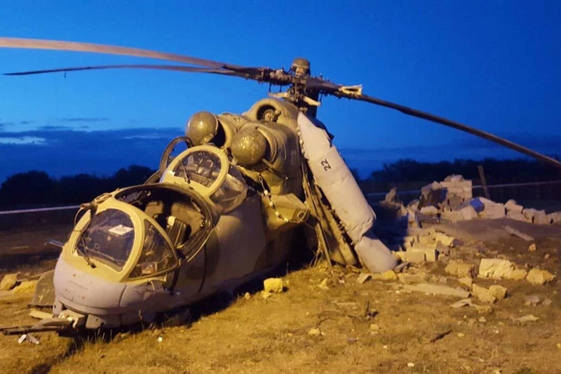 Trực thăng Mi-24 Nga trúng tên lửa vác vai khi bay trên không phận Armenia và gần biên giới Azerbaijan.