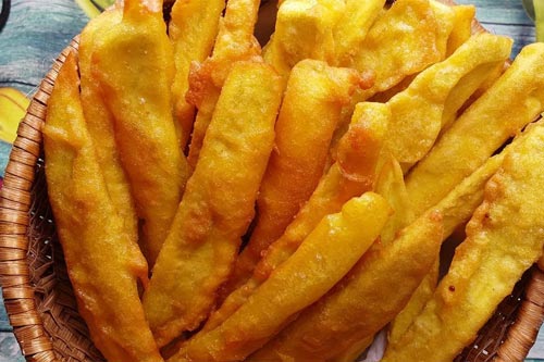 Công thức chuẩn cho món khoai lang tẩm bột chiên giòn