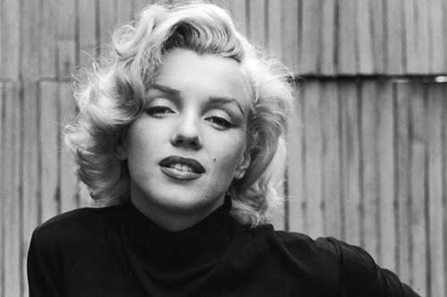 Bi kịch của cô đào Marilyn Monroe và người mẹ bị tâm thần phân liệt