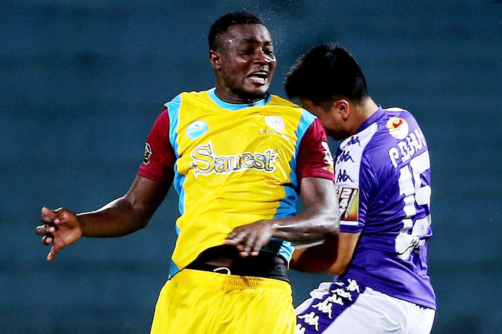 Chuyển nhượng: Kiatisuk nhận cầu thủ nhập tịch 34 tuổi về HAGL