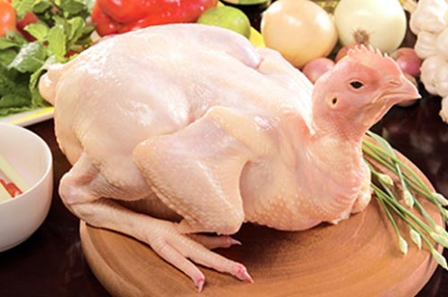 Vặt lông gà vừa nhanh vừa sạch nhờ mẹo vặt đơn giản