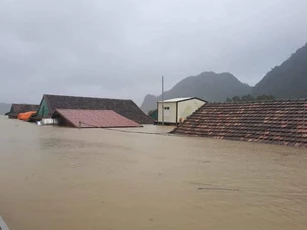 Hỗ trợ gần 90 tỷ đồng cho 5 địa phương bị thiệt hại do thiên tai