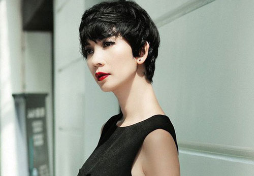 Xuân Lan: Nhiều người mẫu chuyển giới bị hủy show, bị coi thường