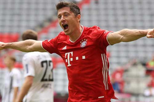 Vì sao Lewandowski hay ghi bàn cuối trận?