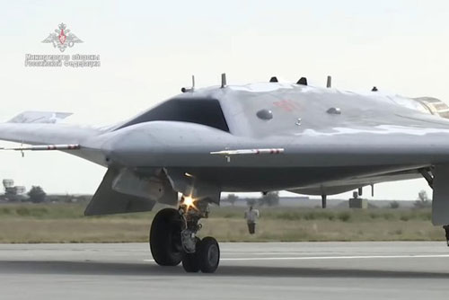 Siêu UAV Okhotnik của Nga sẽ chính thức ‘tung đòn’ trong năm 2021