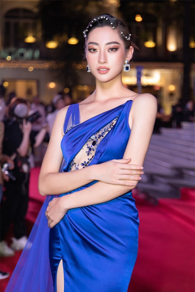 Đỗ Thị Hà đọ sắc cùng dàn Hoa hậu đàn chị tại Ngôi Sao Xanh - Ảnh 4.