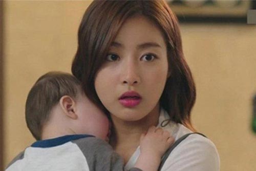 Mệt mỏi phát khóc khi gia đình chồng "ăn bám", liên tiếp đưa ra những đề nghị vô lý, vợ vùng lên cực rắn để giải thoát cho chính mình