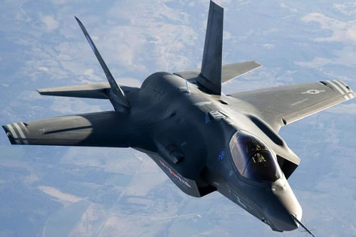 Máy bay chiến đấu F-35.