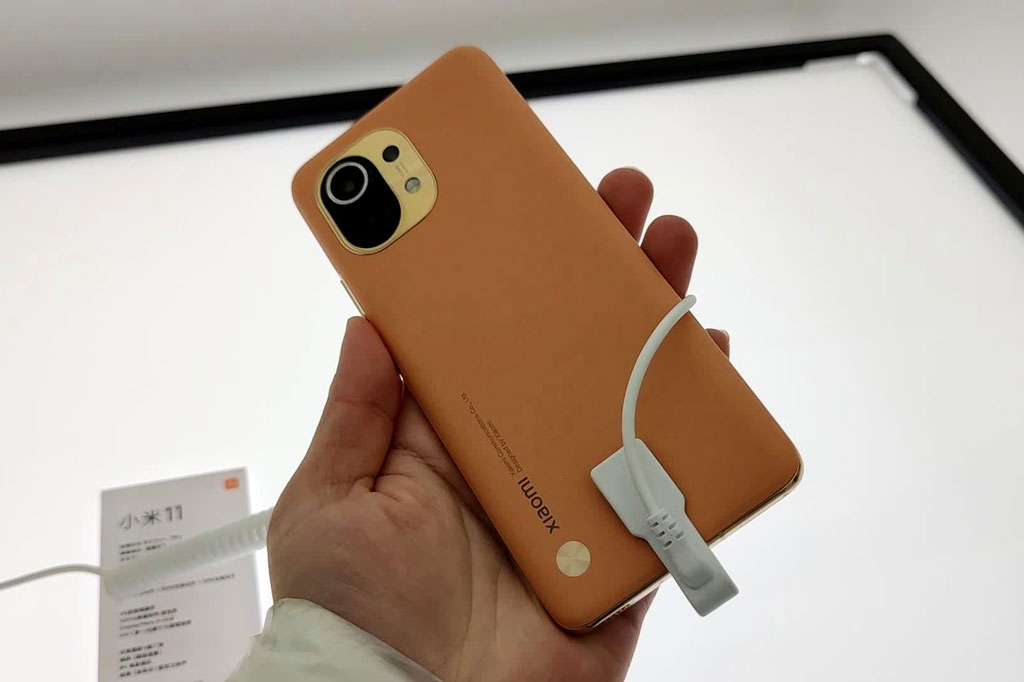 Xiaomi Mi 11 về Việt Nam với giá từ 16,19 triệu đồng