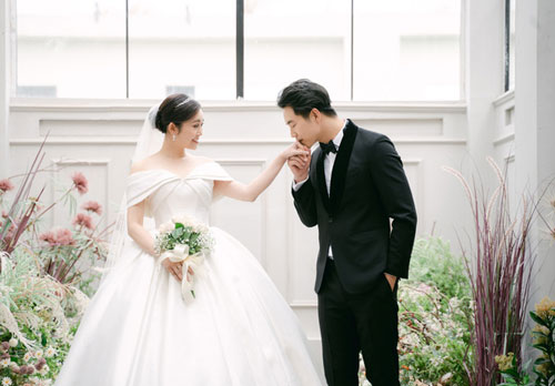 MC Thùy Linh: "Chồng là người khiến tôi hiểu và tin vào “duyên số”