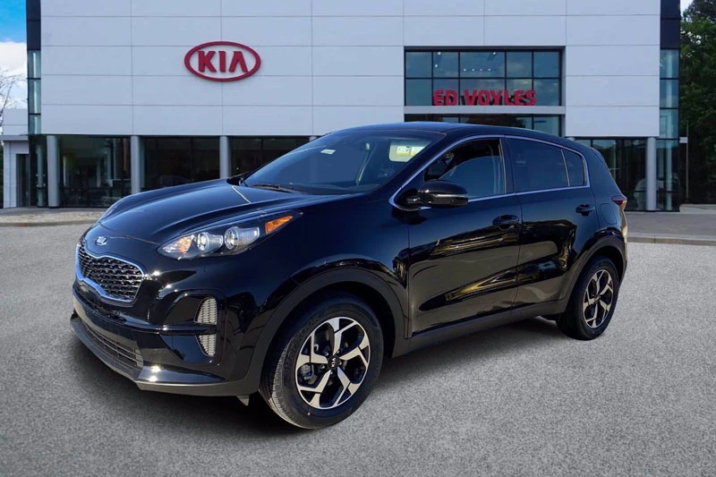 6. Kia Sportage 2021 (giá khởi điểm: 23.990 USD, điểm tổng thể: 8,3/10).