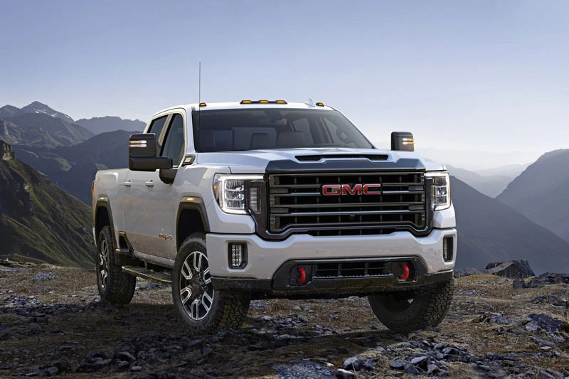 9. GMC Sierra (doanh số: 253.016 chiếc).