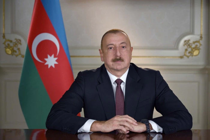 Tổng thống Azerbaijan Ilham Aliyev đã cảnh báo Armenia sẽ dử dụng "nắm đấm sắt" nếu các quan chức Armenia tới Nagorno-Karabakh.