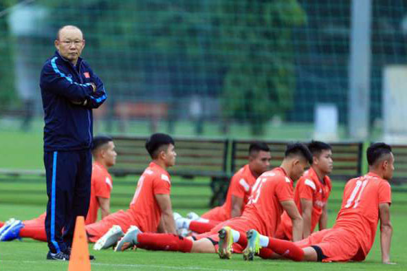 HLV Park Hang-seo muốn V.League học theo Hàn Quốc