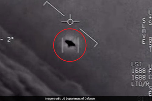 Mỹ tiết lộ về những lần vô tình chạm trán với UFO