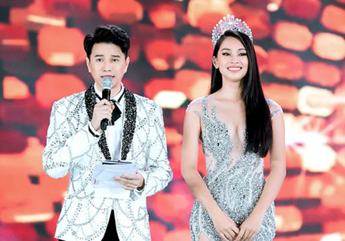 MC Vũ Mạnh Cường: "Dẫn lễ trao giải, sai một chữ cũng trở thành thảm họa"