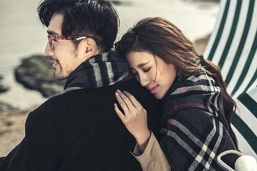 Ánh đèn vàng phòng làm việc đã tố cáo hành động ghê tởm của gã chồng tử tế, màn xử lý dứt khoát sau đó của cô vợ mới quả thật đáng nể!