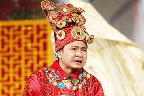 "Táo" Tự Long: "Tôi bị bố đánh phồng rộp người, từ gáy đến chân"