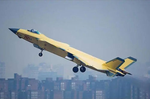 Trung Quốc "loay hoay" gạt bỏ động cơ Nga khỏi loạt phi cơ chiến đấu tàng hình J-20