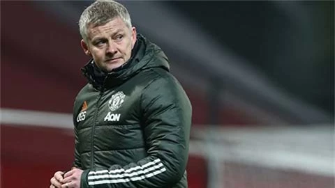 HLV Solskjaer lo lắng về điểm yếu chết người của M.U